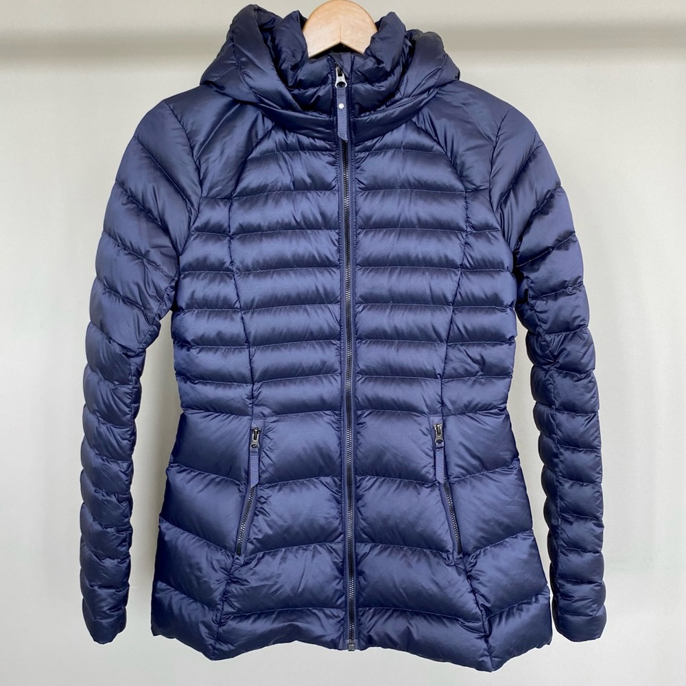 Lululemon Down for It down-filled puffer jacket. 💜